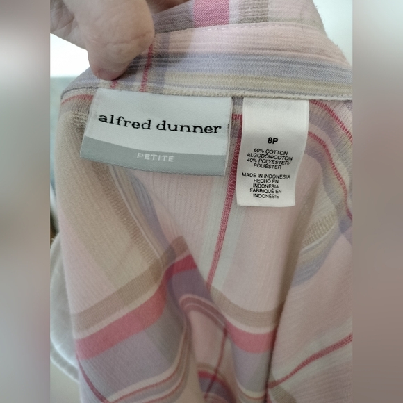 Vintage Alfred Dunner Pink and White Plaid Button-Up Shirt Fantastic Condition - Picture 3 of 3